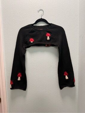 ROMWE Black Cropped Sweater with Red Mushroom Motifs Size L